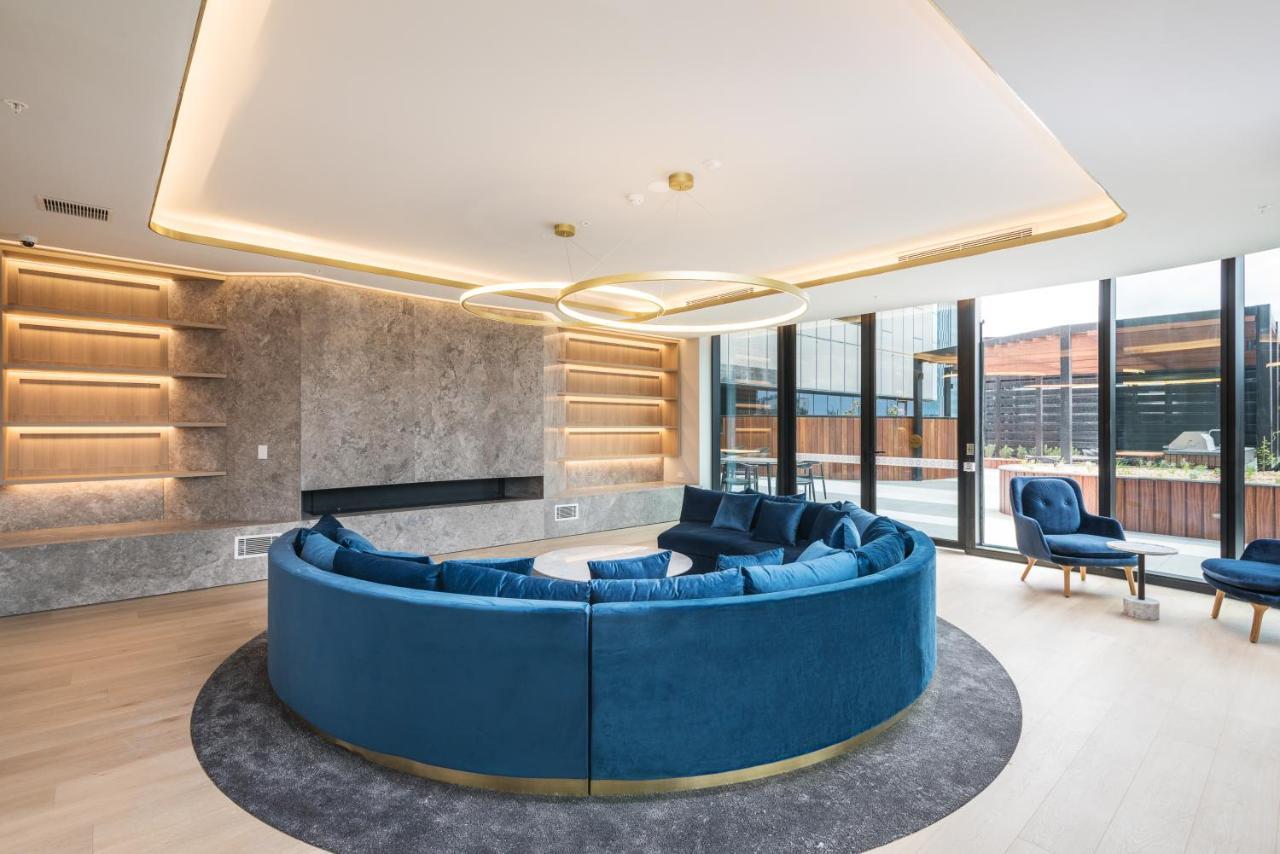 Sky One Apartments By Cllix Box Hill Exterior foto